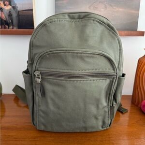 Vera Bradley - Small Backpack - Army Green